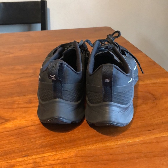 Nike Air Zoom Pegasus37 Shield Men's Water Resistant Repellent CQ7935-001 Sneakr - Picture 4 of 8